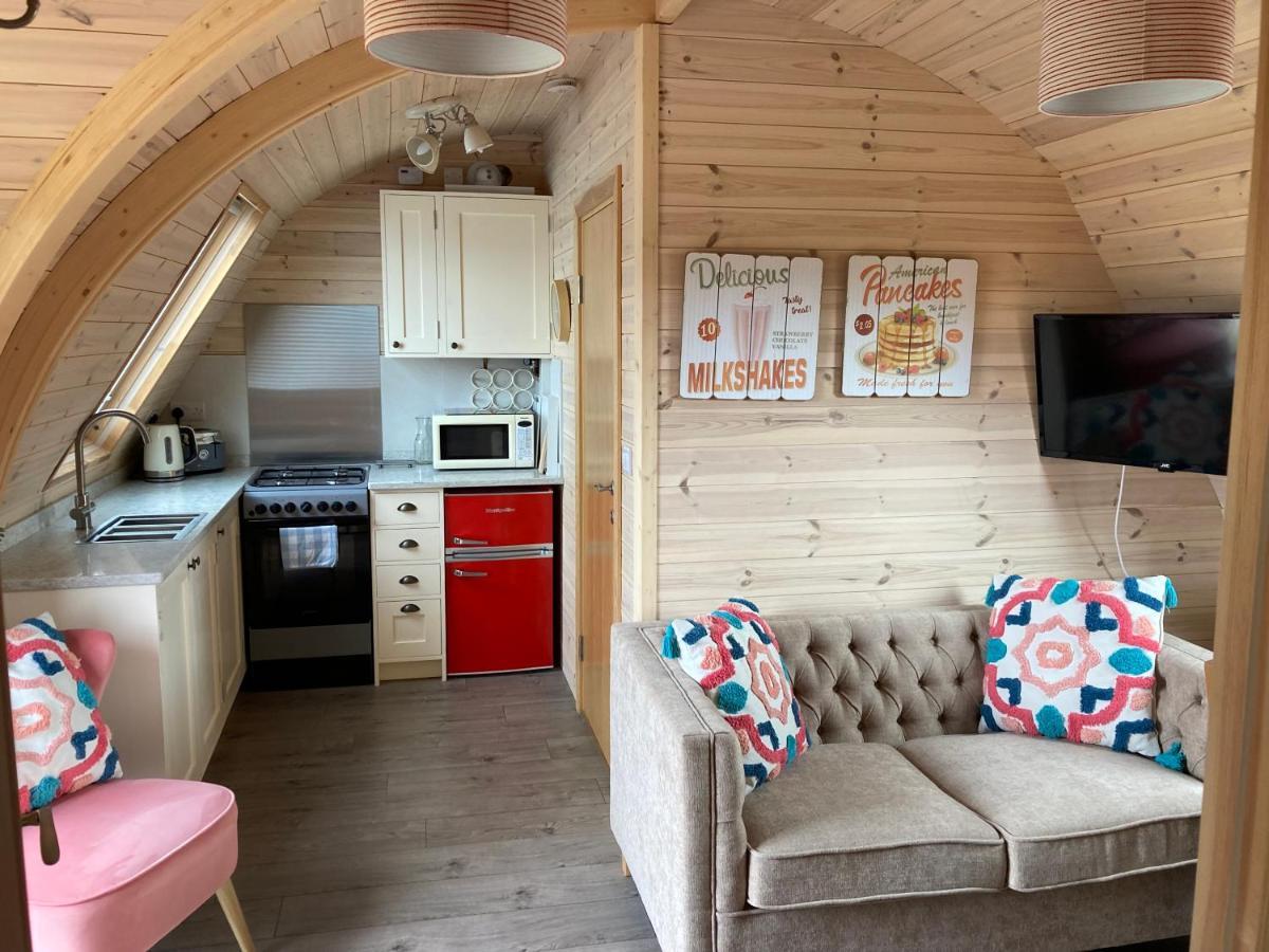Campsite Squirrel Glamping Pod School House Farm Leighton (Shropshire)